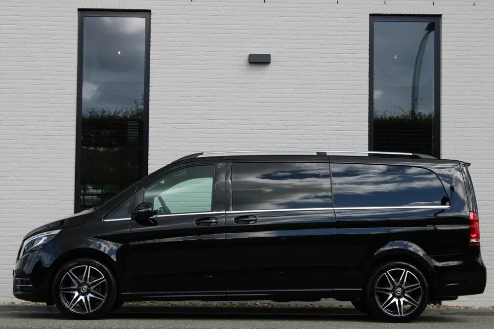 Mercedes-Benz V-Klasse 300d Aut uit 2021, foto 6