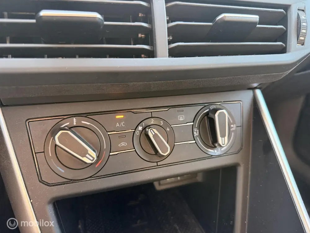 Volkswagen Polo 1.0 TSI Life | NL Auto | NAP | 5-Deurs | APK uit 2022, foto 14