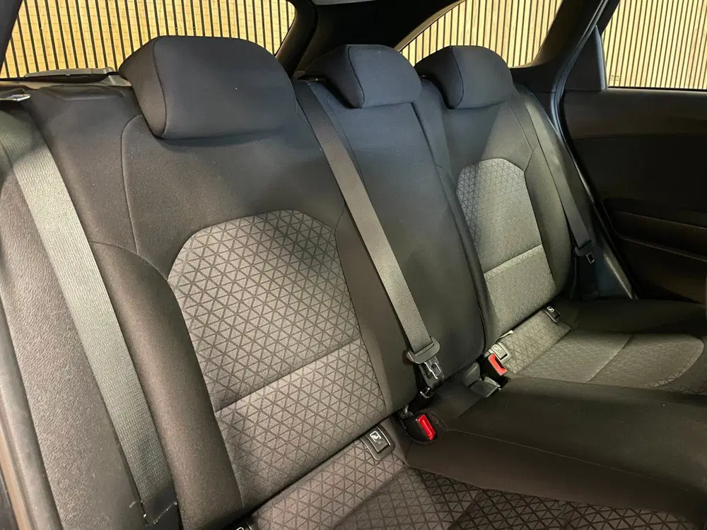 Kia Ceed 1.0 T-GDi DynamicLine uit 2023, foto 9