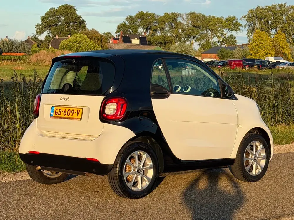 Renault Twingo 1.0 SCe Limited Airco APK 06-2027 NAP uit 2019, foto 3