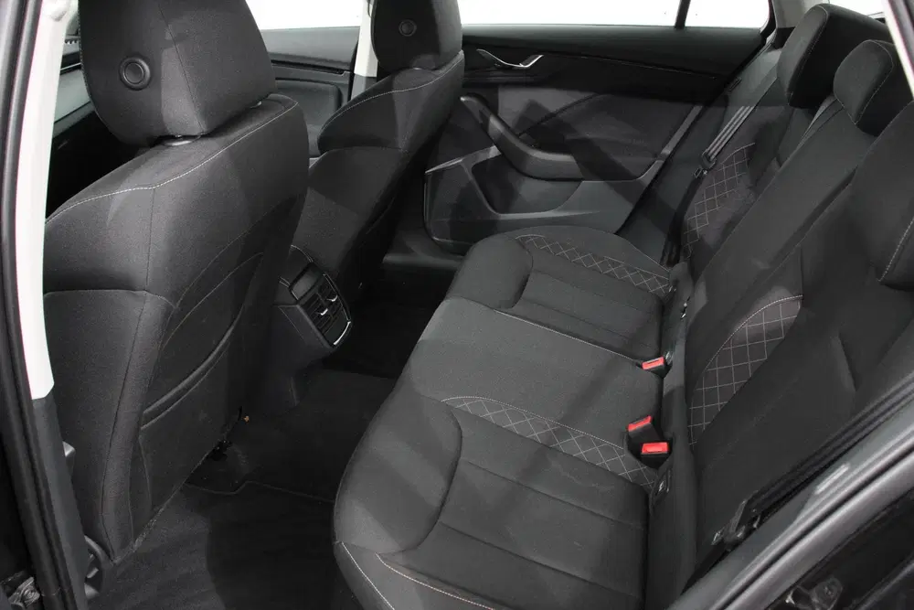 Skoda Kamiq 1.0 TSI 110pk Ambition Airco Led Cruise Co uit 2021, foto 8