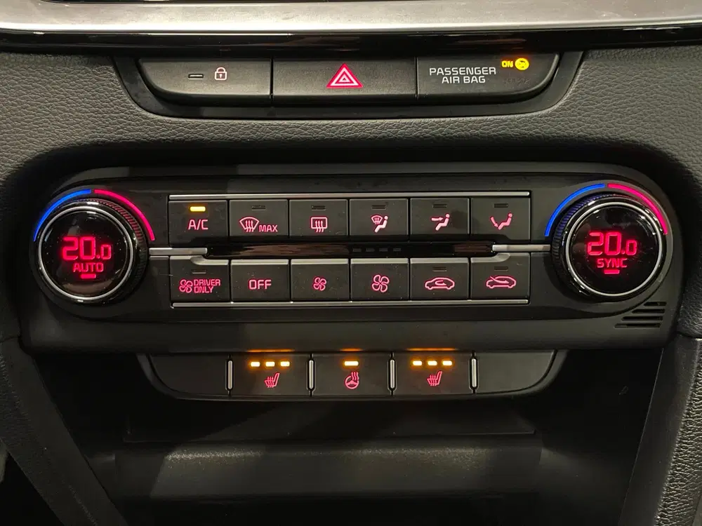 Kia Ceed 1.6 GDI PHEV DynamicLine uit 2023, foto 12