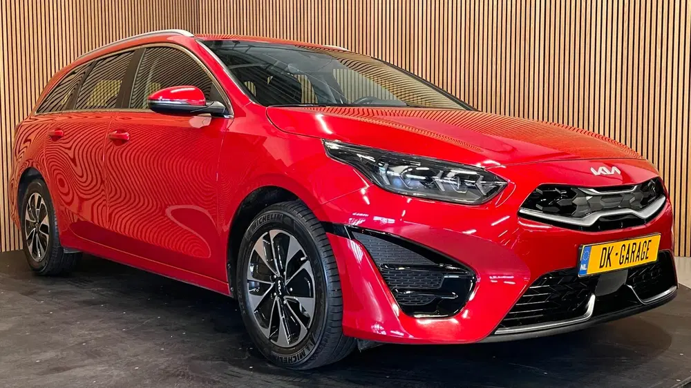 Kia Ceed 1.6 GDI PHEV DynamicLine uit 2023, foto 15