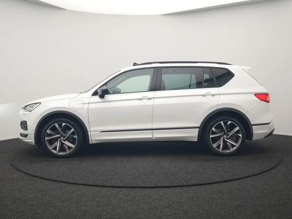 SEAT Tarraco 1.4 TSI e-Hybrid FR Business Intense PHEV uit 2022, foto 2