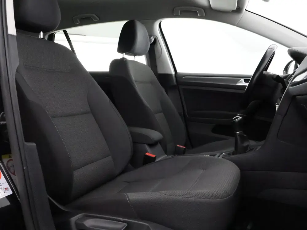 Volkswagen Golf TSI BLACK EDITION EXECUTIVE PACK GAR TOT 8/2 uit 2019, foto 11