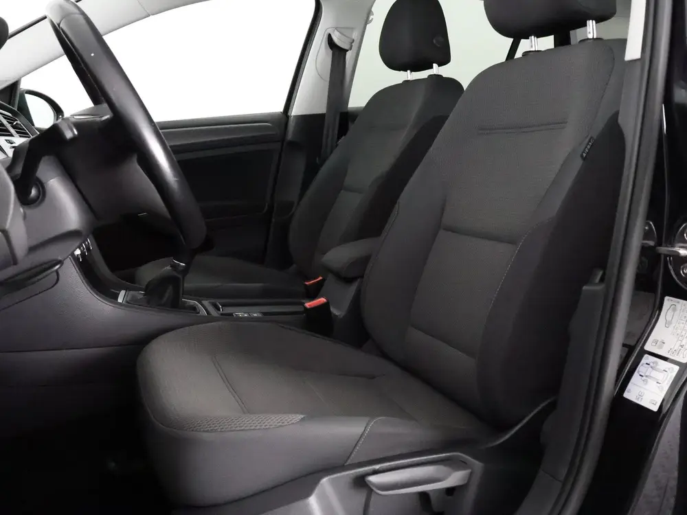Volkswagen Golf TSI BLACK EDITION EXECUTIVE PACK GAR TOT 8/2 uit 2019, foto 13