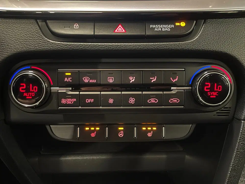 Kia Ceed 1.6 GDI PHEV DynamicLine uit 2023, foto 12