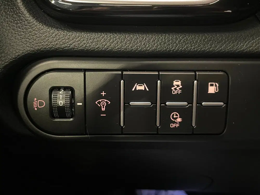 Kia Ceed 1.6 GDI PHEV DynamicLine uit 2023, foto 13