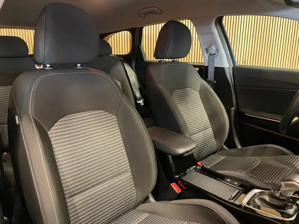 Kia Ceed 1.6 GDI PHEV DynamicLine uit 2023, foto 8