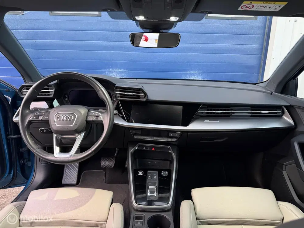 Audi A3 35 TFSI Business edition uit 2020, foto 17
