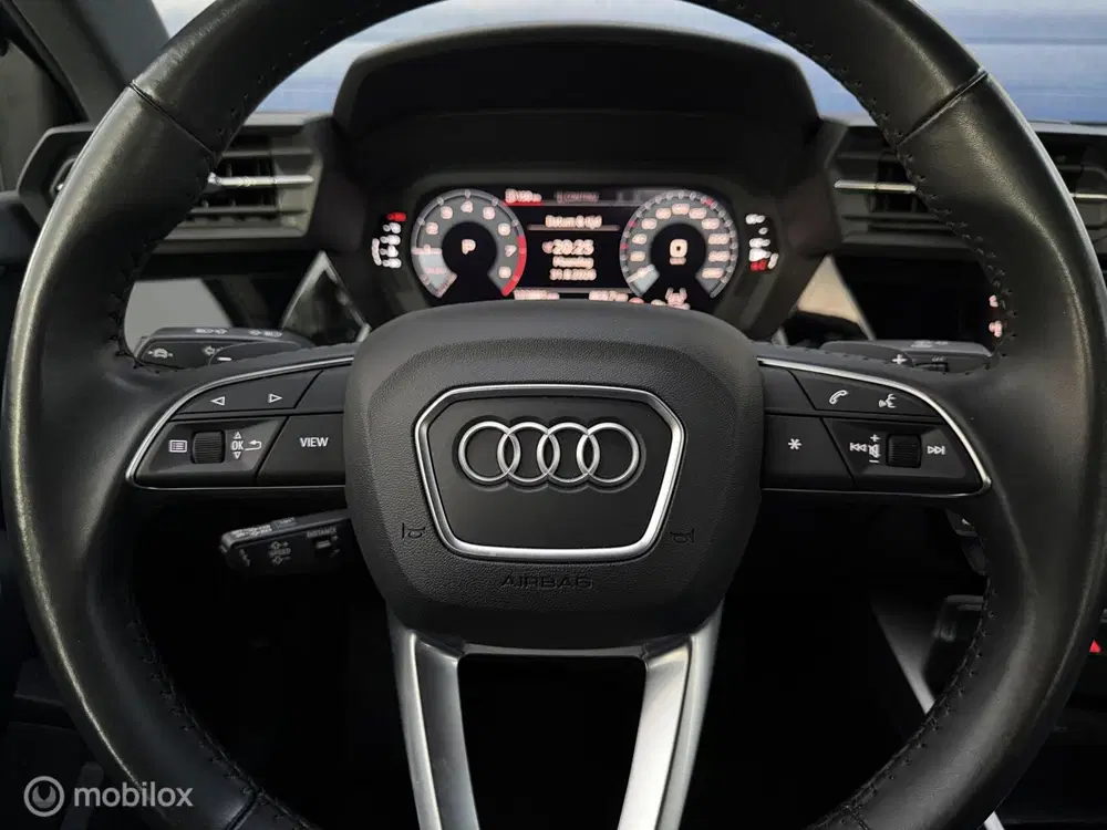 Audi A3 35 TFSI Business edition uit 2020, foto 20