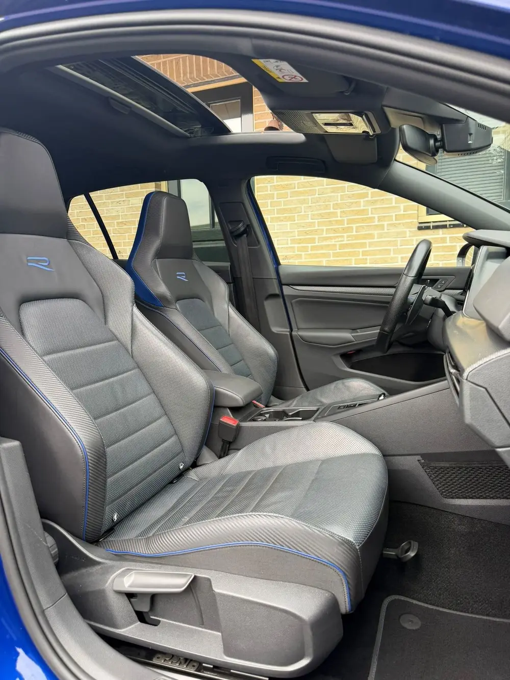 Volkswagen Golf 2.0 TSI R 4Motion | AKRA | DRIFT uit 2021, foto 3