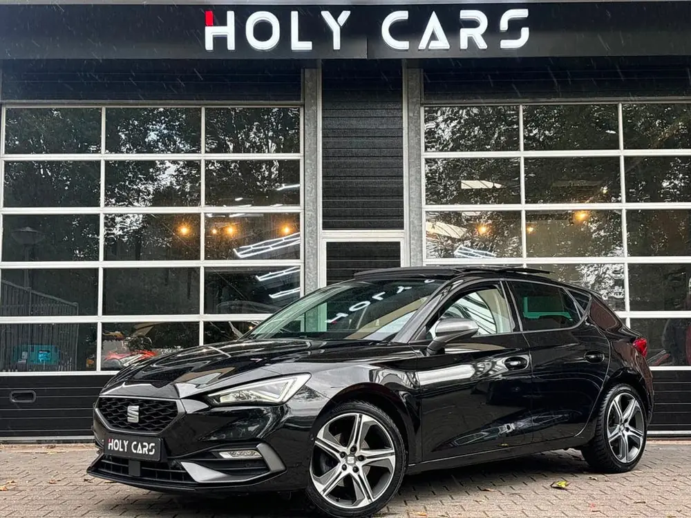 SEAT Leon 1.5 eTSI FR | PANO | VIRTUAL | CAMERA | LED | uit 2022