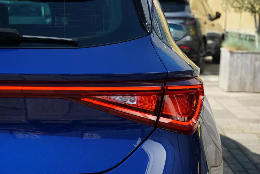 SEAT Leon 1.5 TSI Xcellence Business Intense uit 2020, foto 11