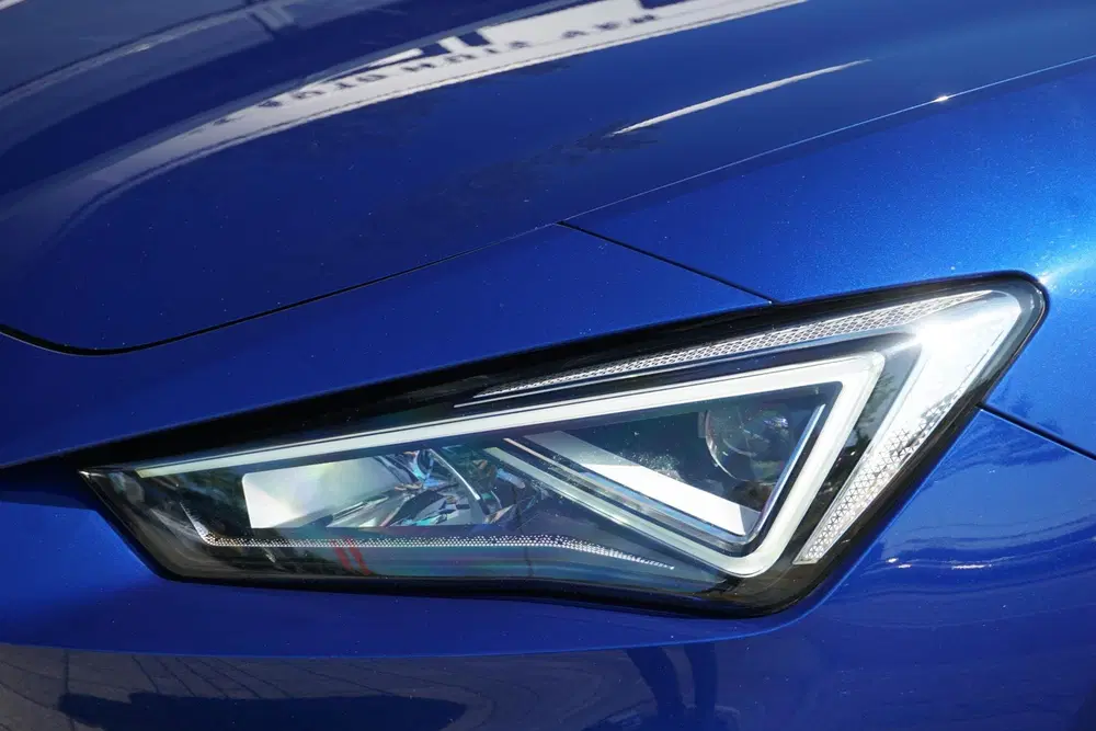 SEAT Leon 1.5 TSI Xcellence Business Intense uit 2020, foto 19