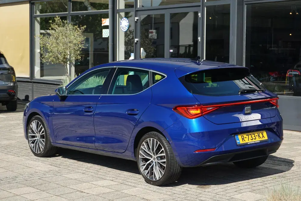SEAT Leon 1.5 TSI Xcellence Business Intense uit 2020, foto 2