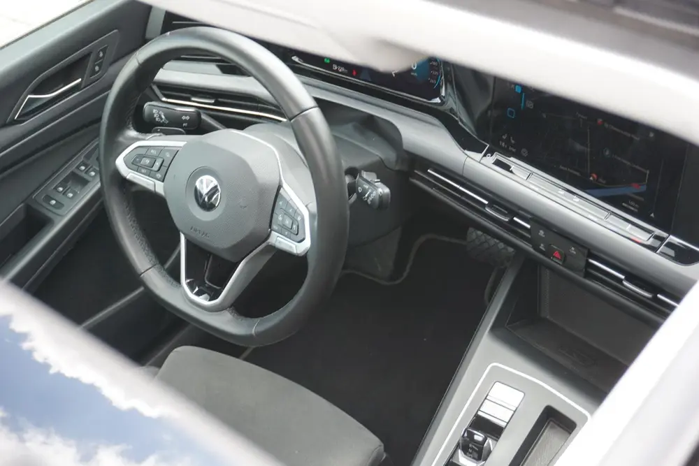 Volkswagen Golf 1.5 eTSI Style | PANO | ACC uit 2020, foto 20