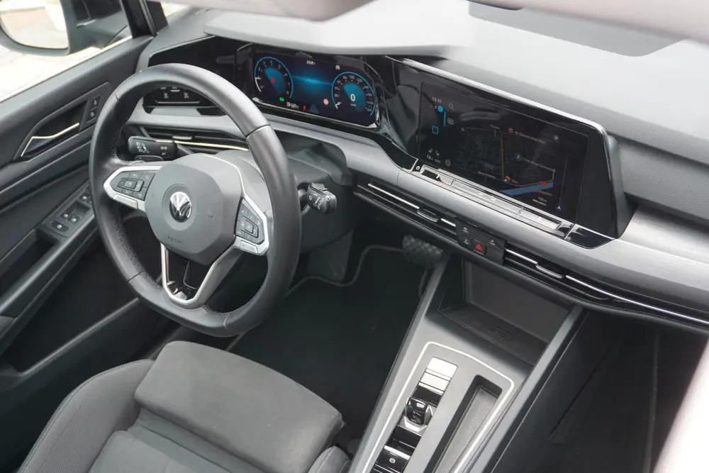 Volkswagen Golf 1.5 eTSI Style | PANO | ACC uit 2020, foto 8