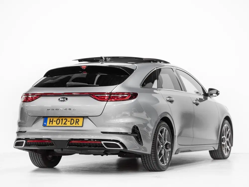 Kia ProCeed 1.4 T-GDI GT-Line Pano Keyless Stoelv uit 2020, foto 2