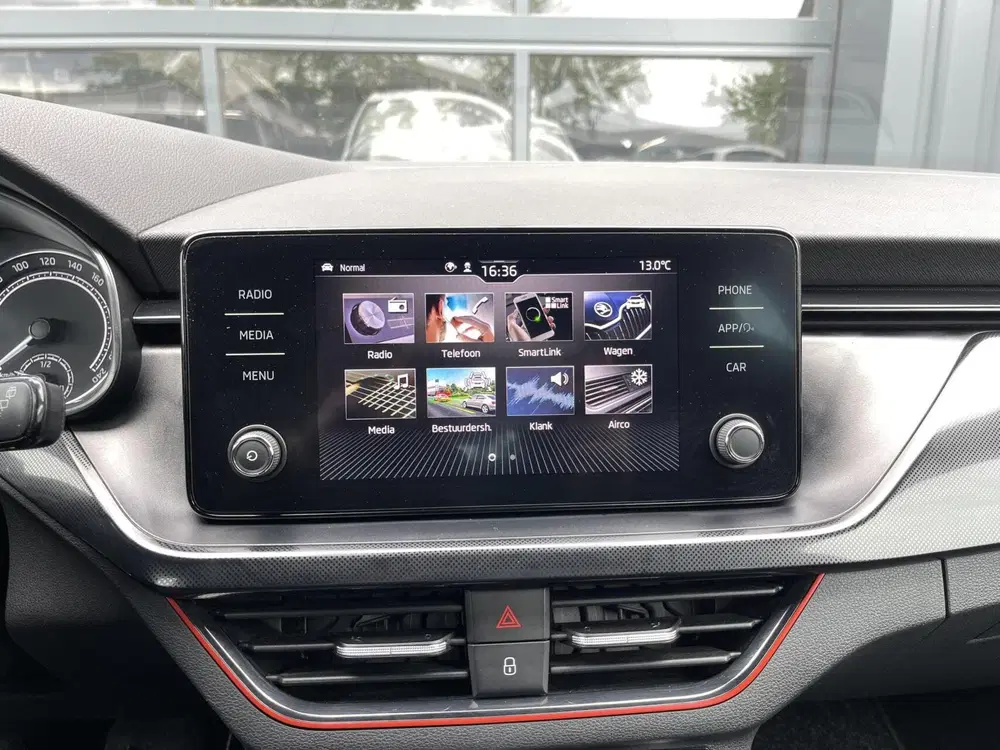 Skoda Scala 1.5 TSI Sport AUT. SPORT STOELEN uit 2020, foto 15