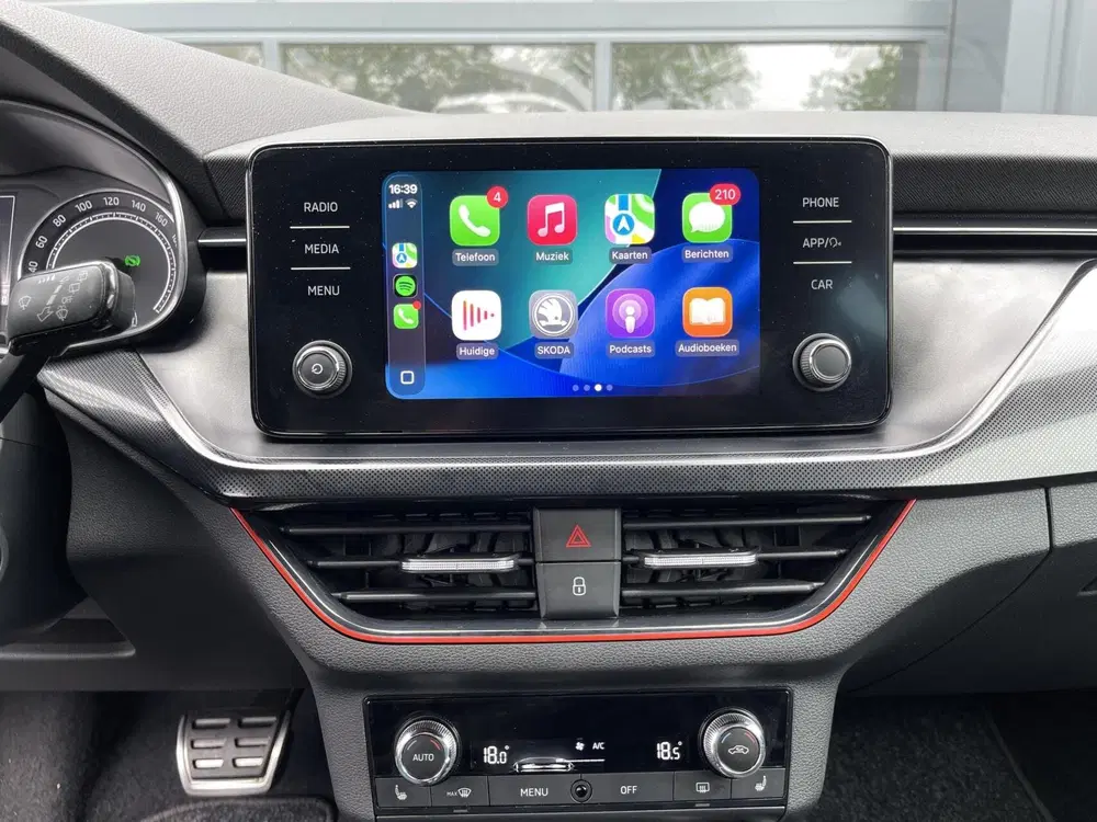 Skoda Scala 1.5 TSI Sport AUT. SPORT STOELEN uit 2020, foto 7