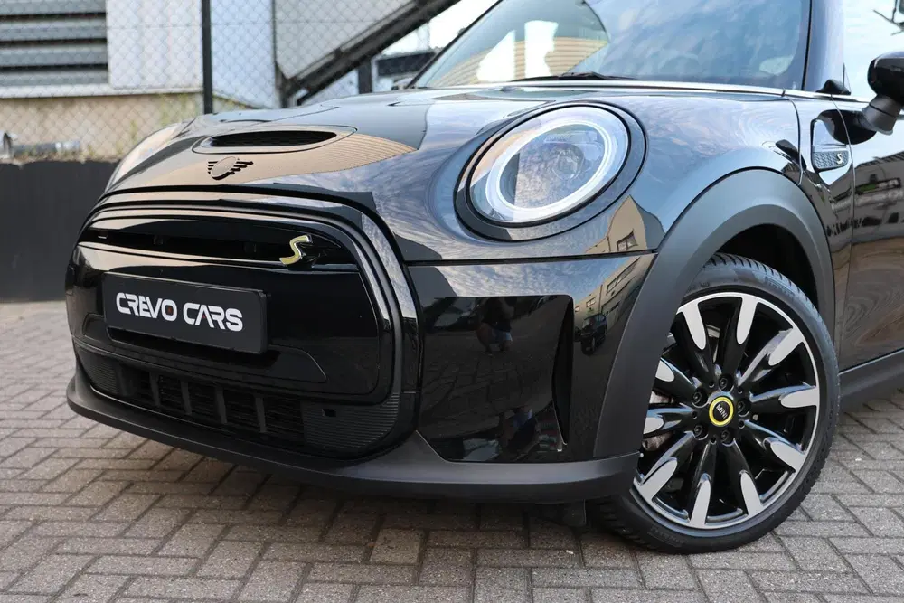 Mini Electric Classic 33 kWh uit 2021, foto 20