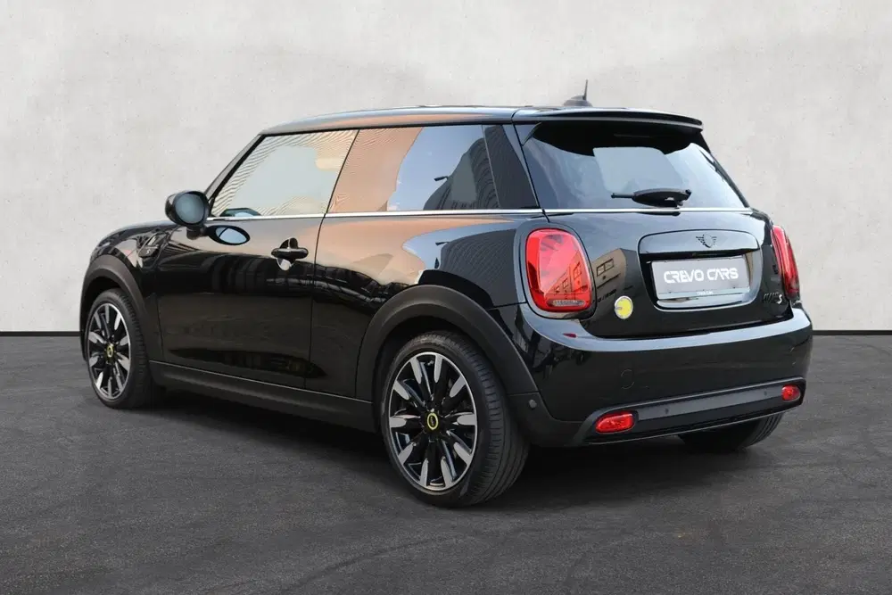 Mini Electric Classic 33 kWh uit 2021, foto 9