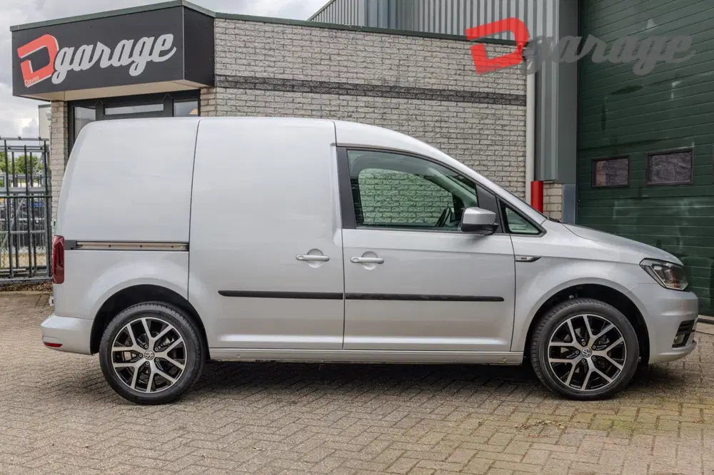 Volkswagen Caddy 2.0 TDI L1H1 BMT C-Edition uit 2020, foto 5