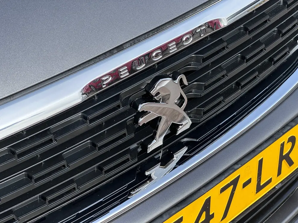 Peugeot 308 1.2 PureTech Blue Lease Executive|Panorama|Navig uit 2019, foto 16