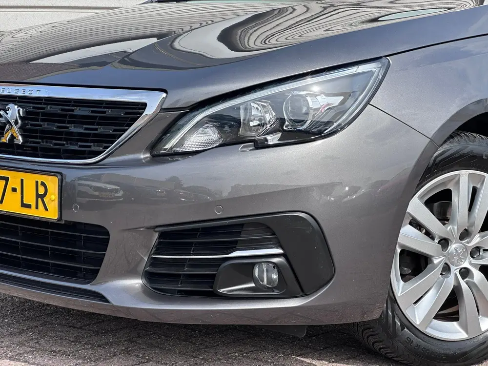 Peugeot 308 1.2 PureTech Blue Lease Executive|Panorama|Navig uit 2019, foto 5