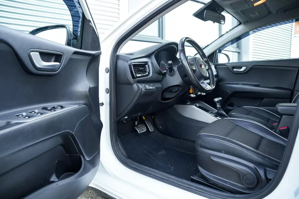 Kia Rio 1.0 TGDI DynamicLine GT Line Lane Assist L uit 2020, foto 10
