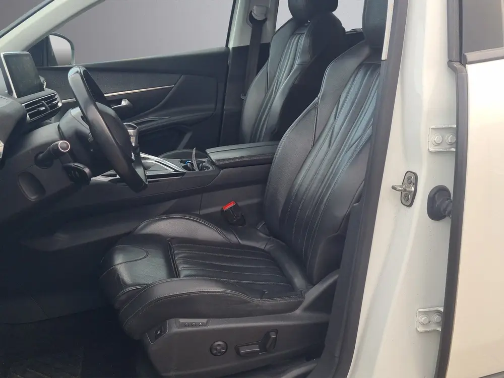 Peugeot 5008 1.5 BlueHDI Blue Lease GT-Line Full LED NAVIG P uit 2019, foto 10