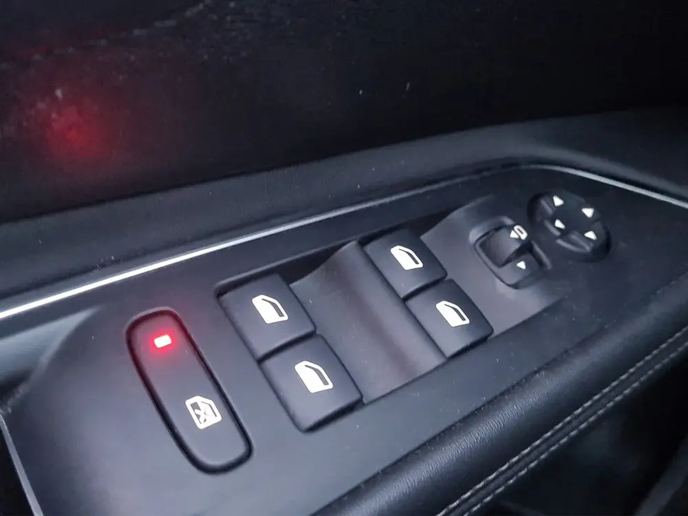 Peugeot 5008 1.2PureTech Crossway LED I NAVG I 360'CAMERA I uit 2019, foto 16
