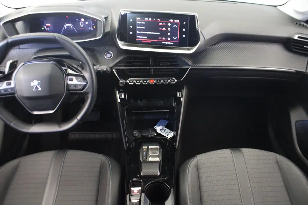 Peugeot 208 1.2 PureTech Allure Pack uit 2022, foto 12