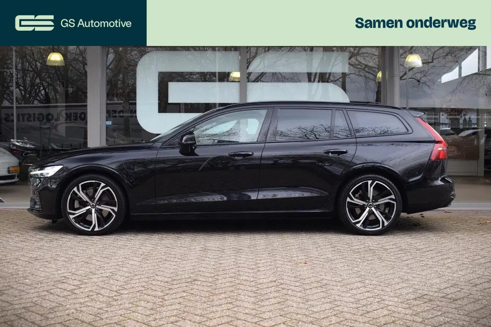 Volvo V60 2.0 T6 Plug-in hybrid AWD Plus Dark uit 2023, foto 6