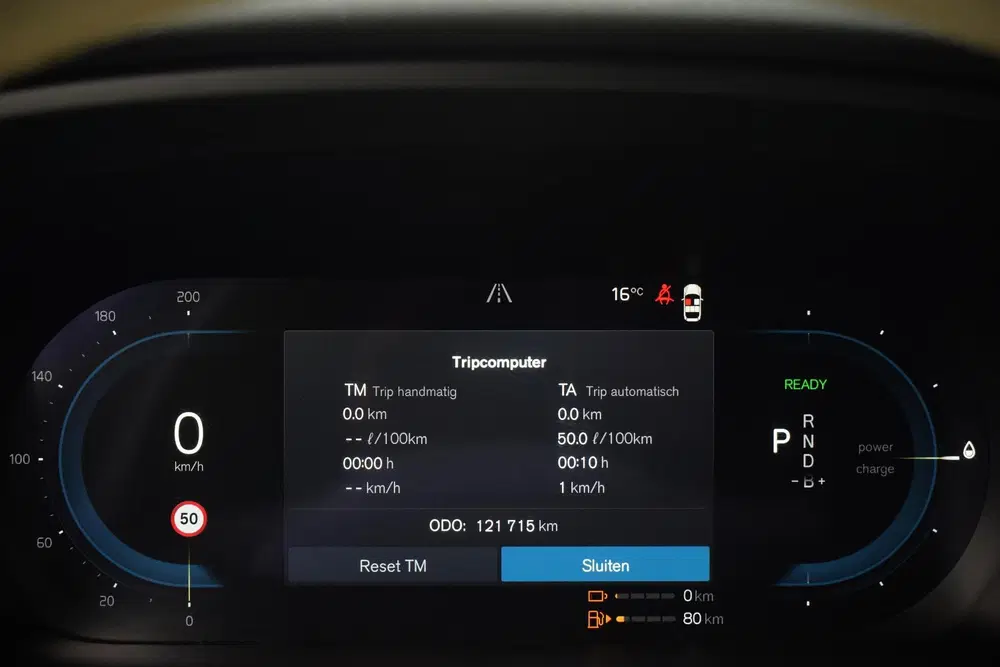 Volvo V60 2.0 T6 Plug-in hybrid AWD Plus Dark uit 2023, foto 9
