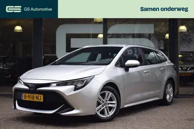 Toyota Corolla 1.8 Hybrid Active met NAV uit 2022