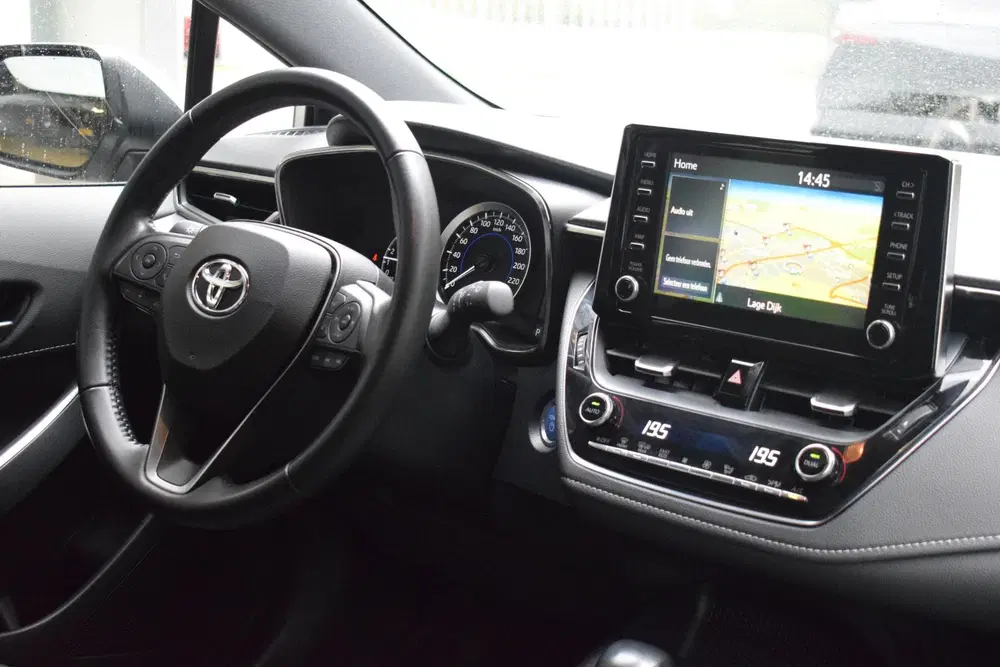 Toyota Corolla 1.8 Hybrid Active met NAV uit 2022, foto 8