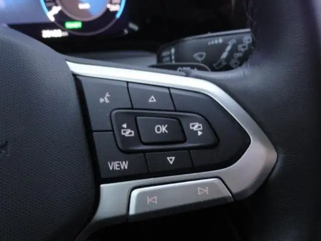 Volkswagen Golf 1.4 eHybrid Full LED+NAVIG+ADDAP CR+GARANTIE uit 2024, foto 16