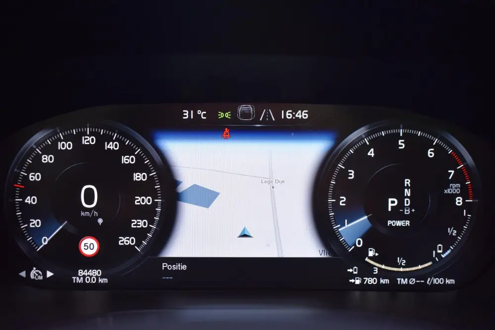 Volvo XC60 2.0 T8 AWD Mom Pro PANO|LEDER|LED|STOEL+STUURVW| uit 2019, foto 12