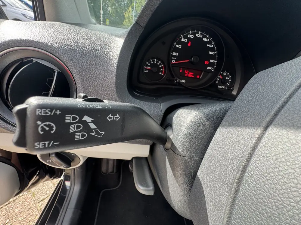 SEAT Mii 1.0 Style Intense Bluetooth uit 2019, foto 15