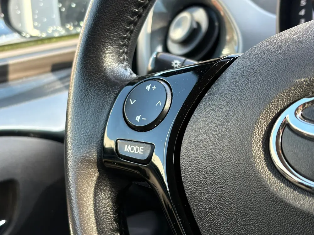 Toyota Aygo 1.0 VVT-i x-play uit 2019, foto 13