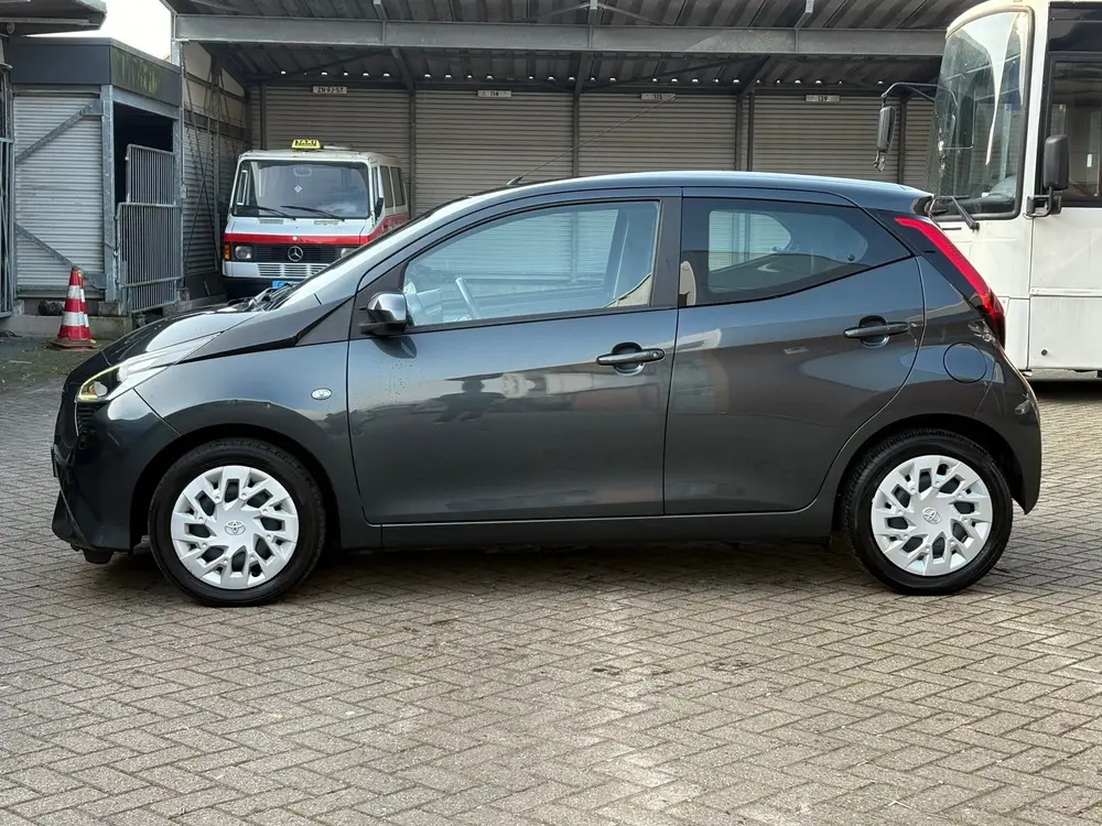 Toyota Aygo 1.0 VVT-i x-play uit 2019, foto 5