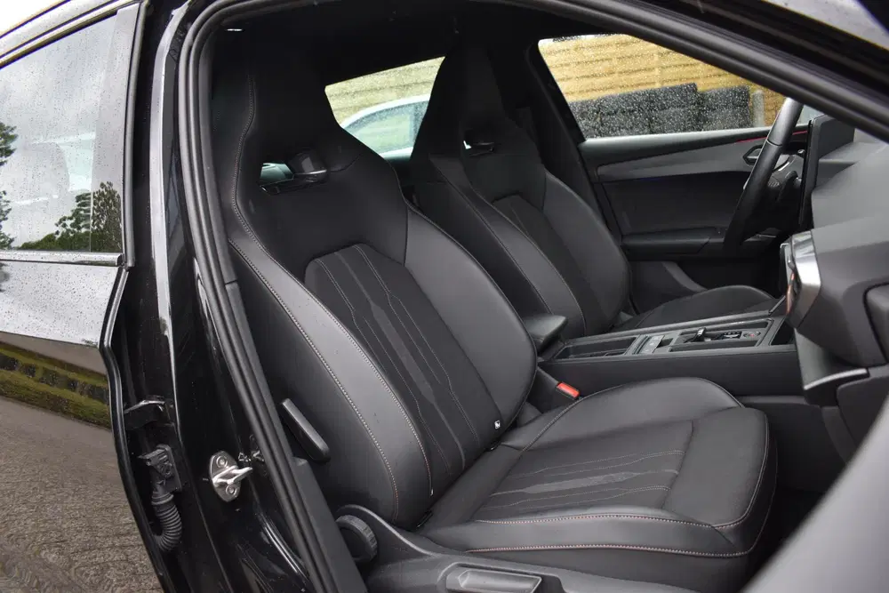 Cupra Leon 2.0 TSI 245PK Keyless Lane ACC uit 2024, foto 19