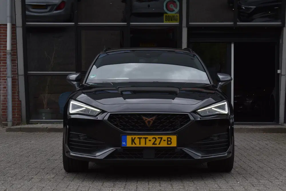 Cupra Leon 2.0 TSI 245PK Keyless Lane ACC uit 2024, foto 2