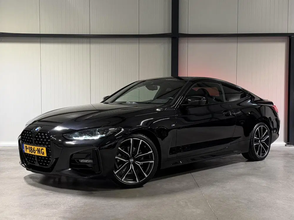 BMW 4-serie 4-serie Coupé 420i M-sport High Executive uit 2022