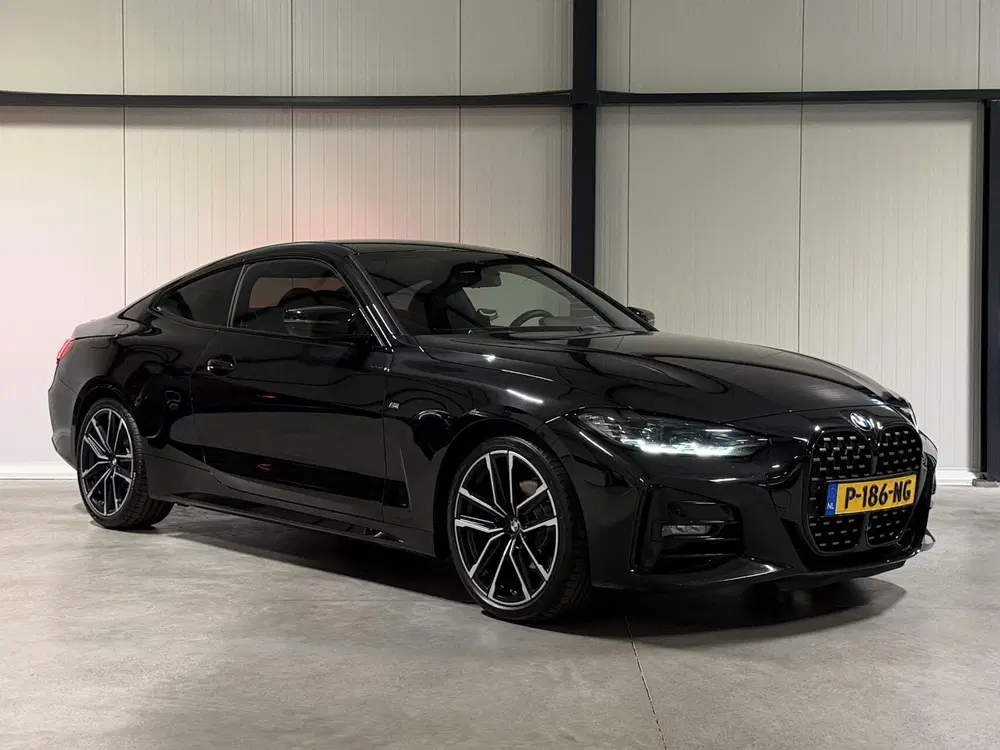 BMW 4-serie 4-serie Coupé 420i M-sport High Executive uit 2022, foto 17