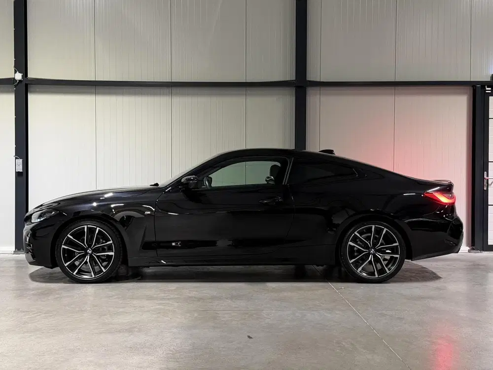 BMW 4-serie 4-serie Coupé 420i M-sport High Executive uit 2022, foto 20