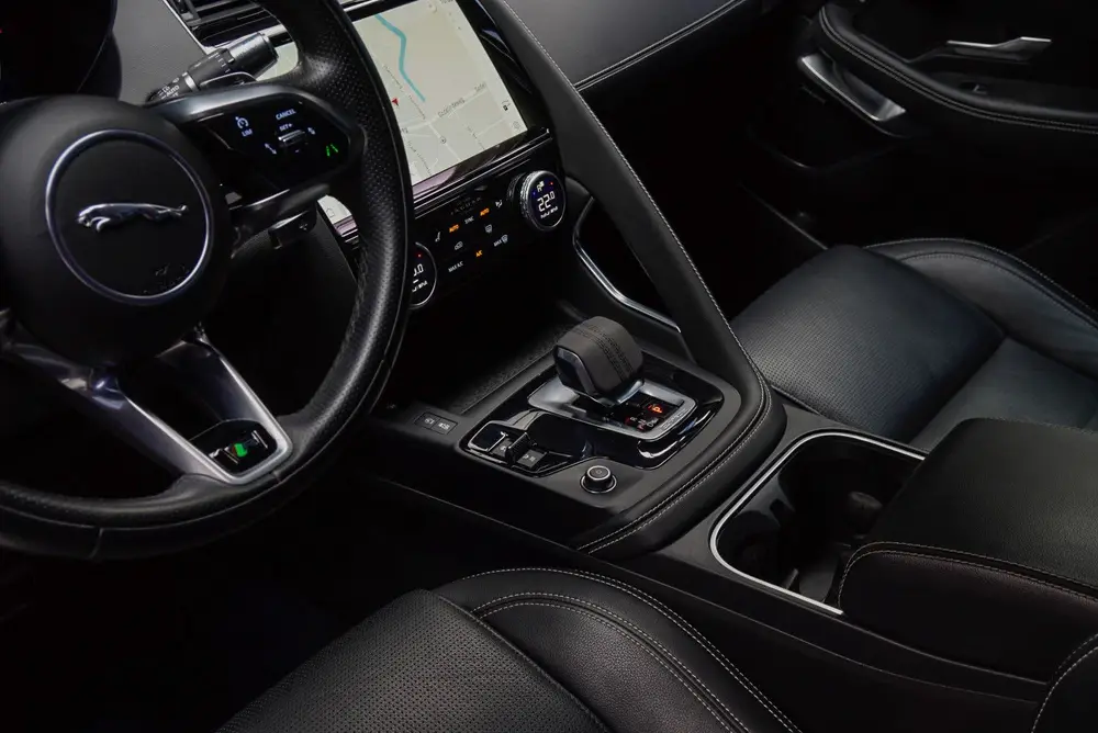 Jaguar E-Pace 1.5 P160 R-Dynamic SE Leer ACC 360 Meridian uit 2021, foto 11