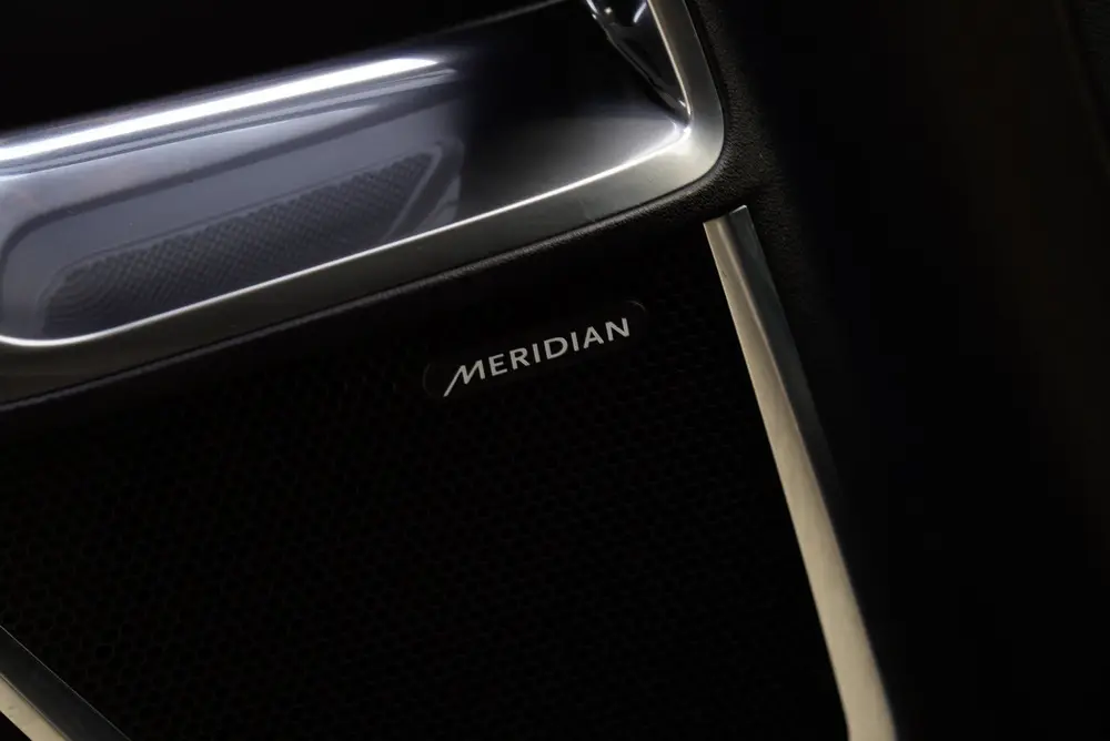 Jaguar E-Pace 1.5 P160 R-Dynamic SE Leer ACC 360 Meridian uit 2021, foto 17
